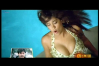 Huge cleavage of mumaith khan from south indian item number song video